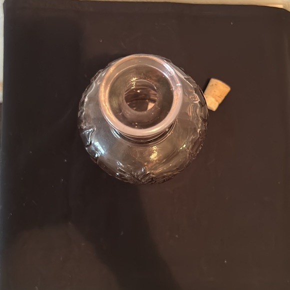 Vintage, Libbey, Pink Floral embossed Decanter. 8” H - Picture 8 of 12